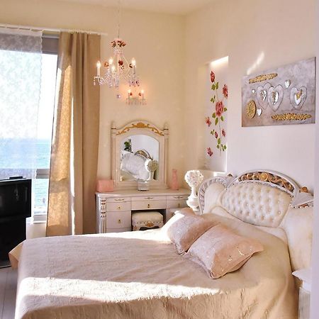 Sea View Beachfront Villa Maria غوفي المظهر الخارجي الصورة